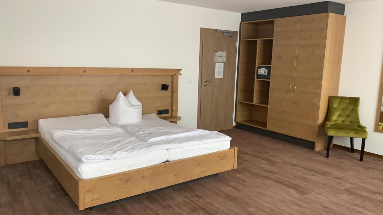 Forsthof Hotel Steinheim an der Murr Buitenkant foto